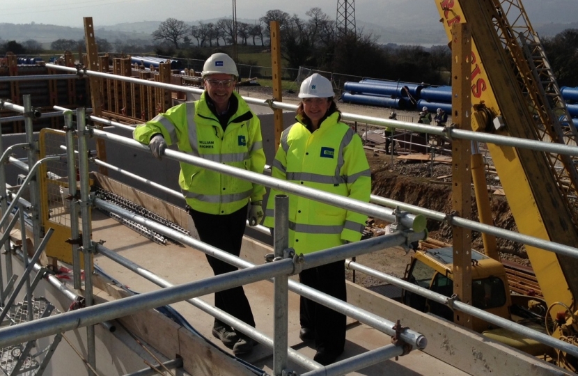 Janet Finch Saunders AM & Paul Hunter, Project Manager, at Coed Dolwyn Reservoir
